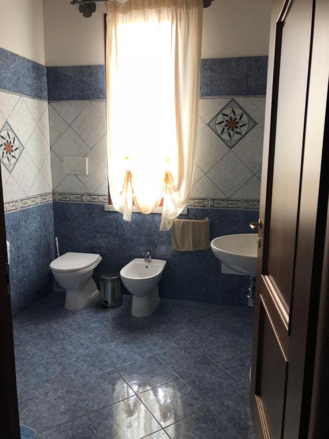 sa dom'e malloru Burcei Esterno foto