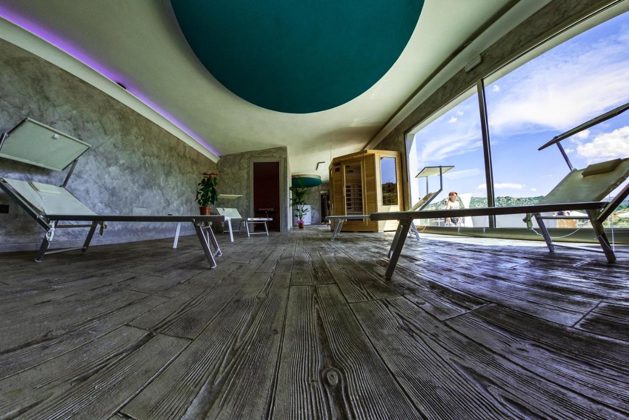 sa dom'e malloru Burcei Esterno foto